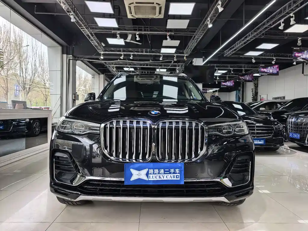 BMW X7 2020 — фото 2