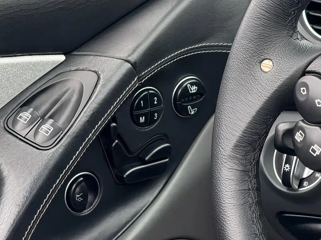 Mercedes-Benz SL-Class AMG 2004 — фото 14