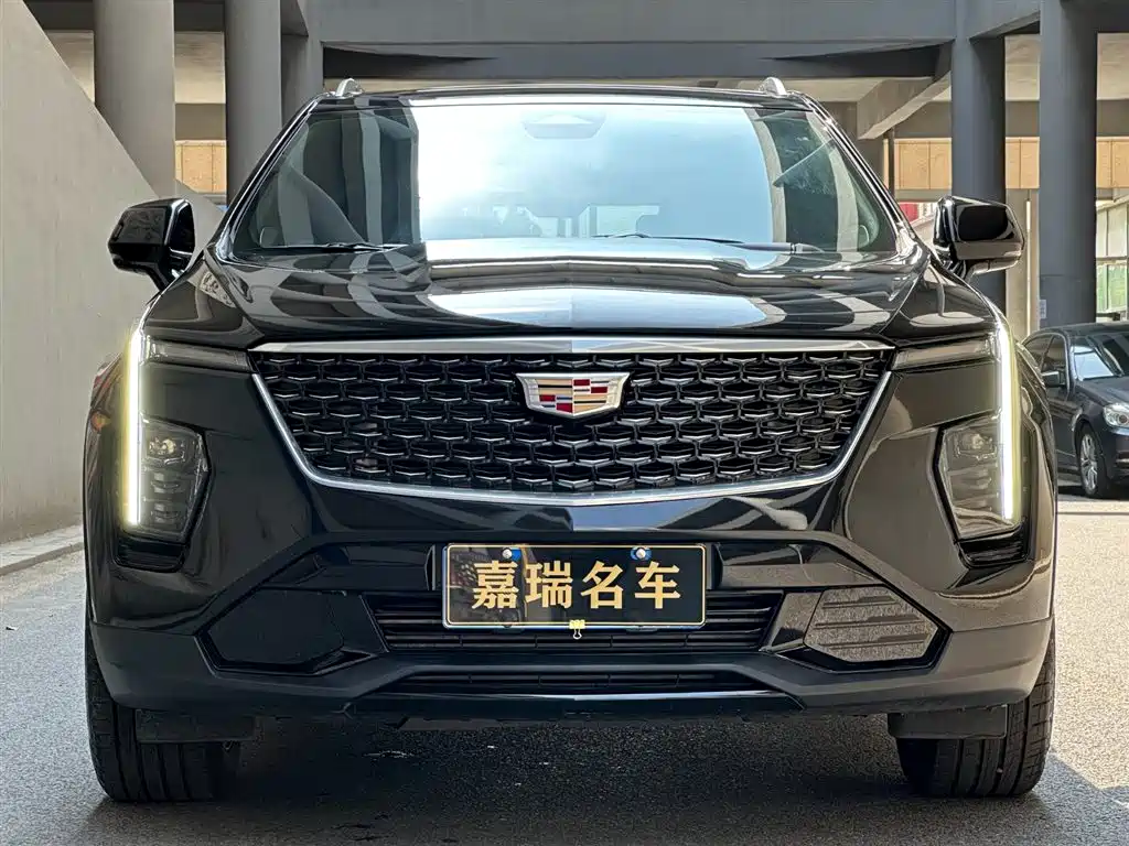 Cadillac XT4 2024