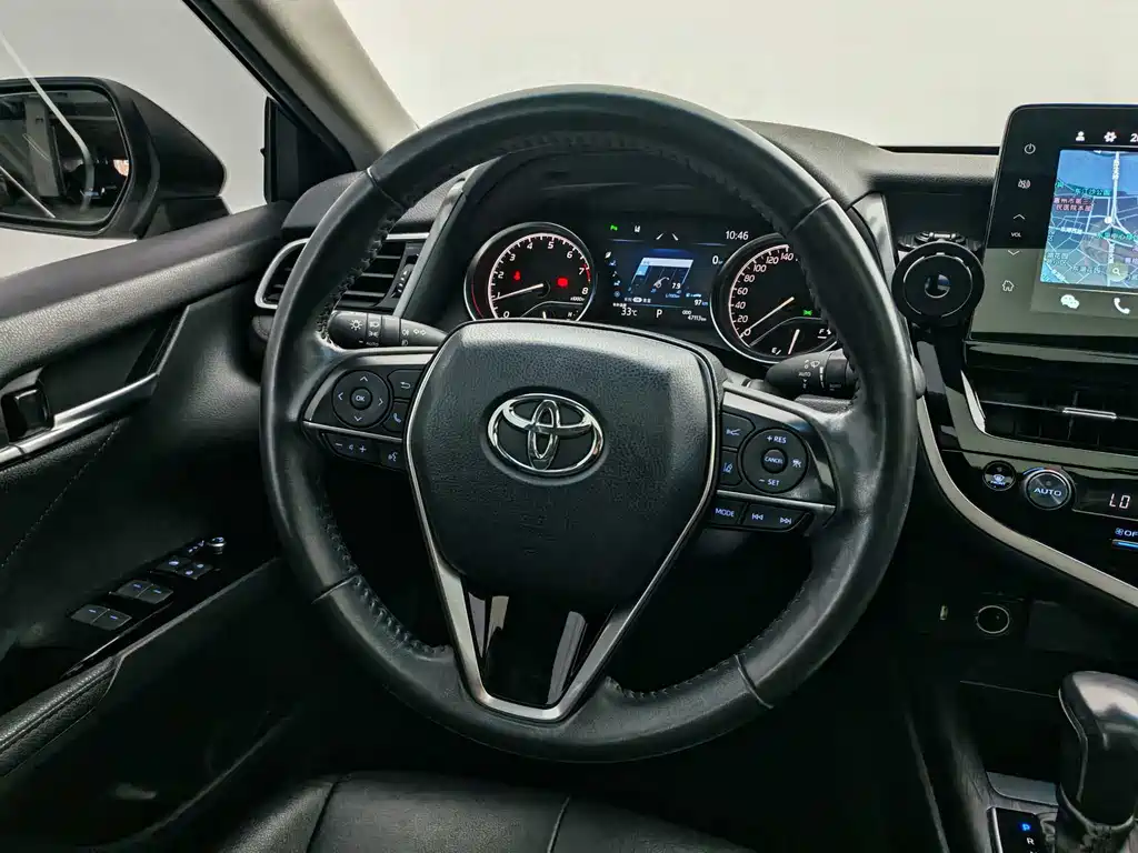 Toyota Camry 2021 — фото 13