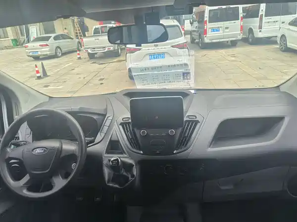 Ford Transit 2019