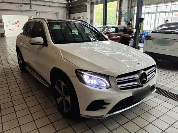 Mercedes-Benz GLC 2017
