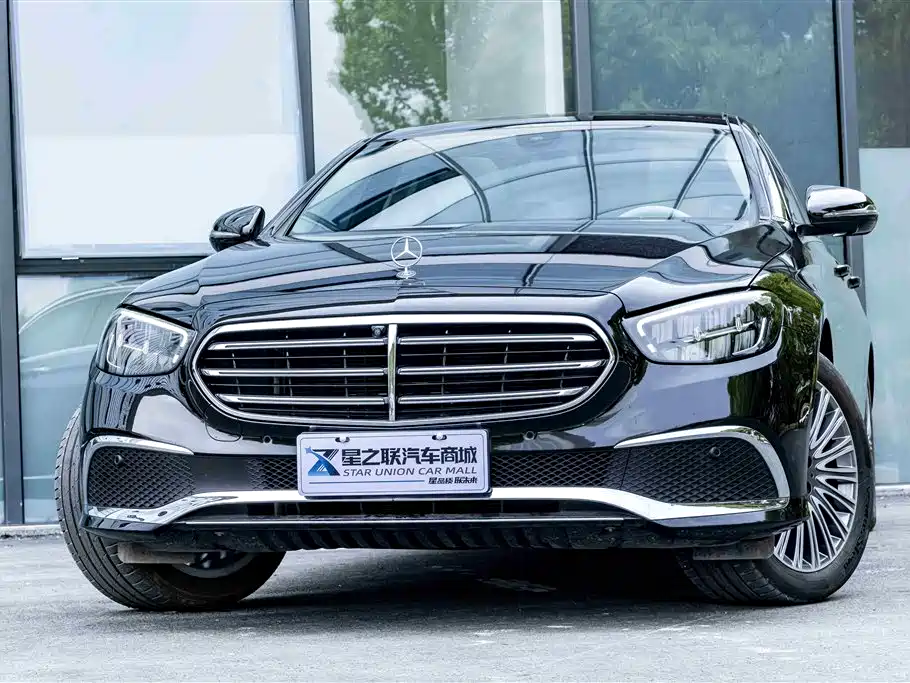 Mercedes-Benz E-Class 2023 — фото 3