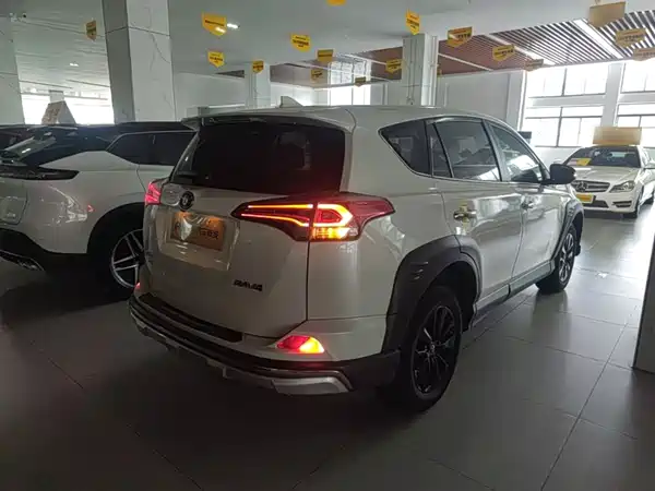 Toyota RAV4 2019