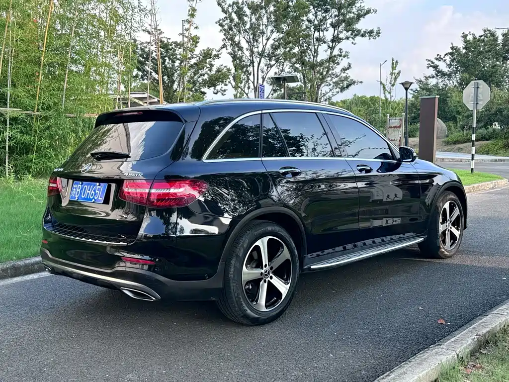 Mercedes-Benz GLC 2018 — фото 9
