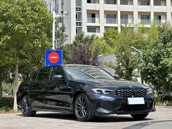 BMW 3 Series 2023