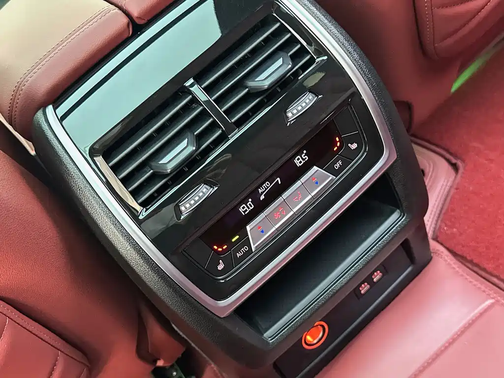 BMW X5 2024 — фото 12