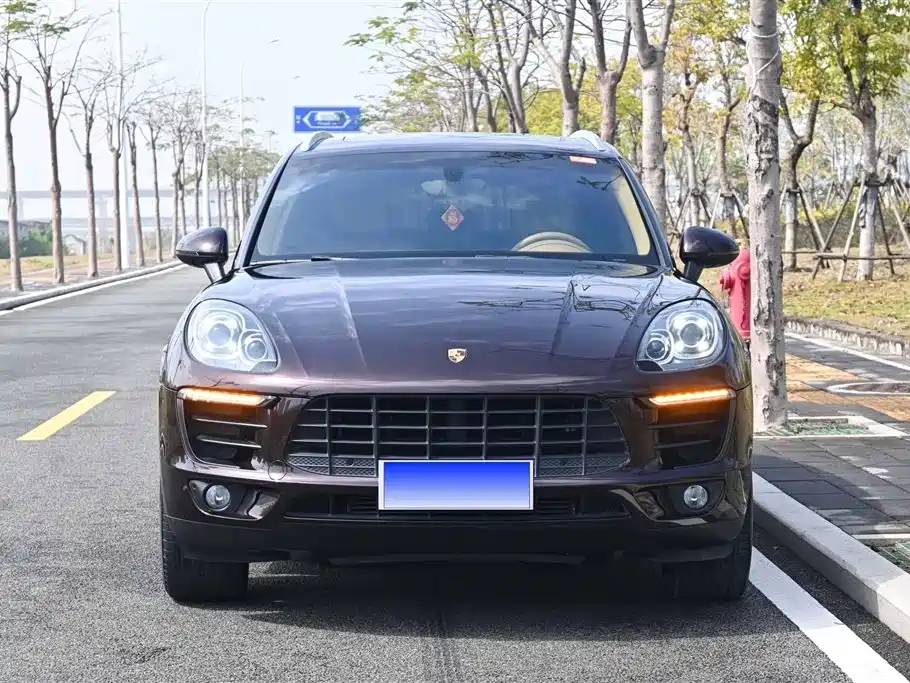 Porsche Macan 2014