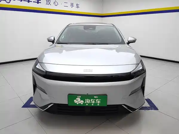 Geely Galaxy L6 2025