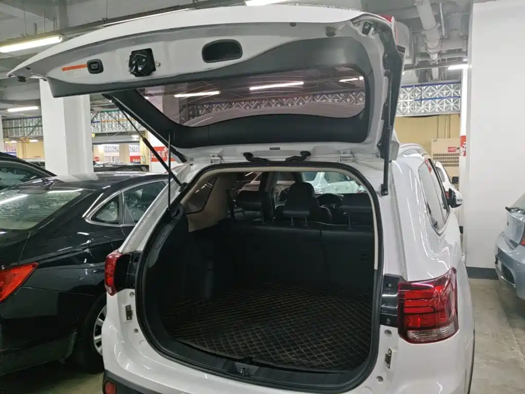 Mitsubishi Outlander 2019 — фото 19