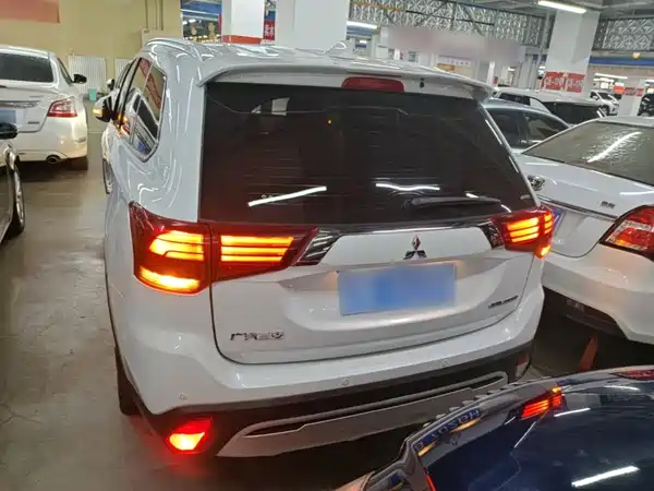 Mitsubishi Outlander 2019