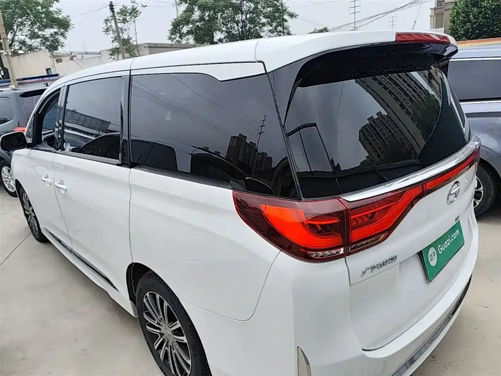GAC Motor Trumpchi M8 2022 — фото 5
