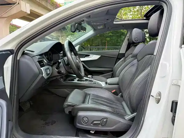 Audi A4L 2021