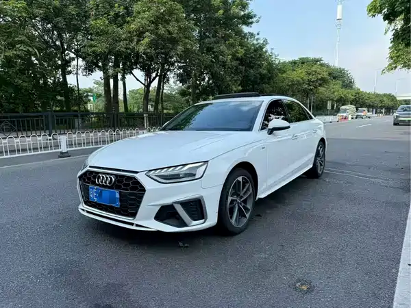 Audi A4L 2021