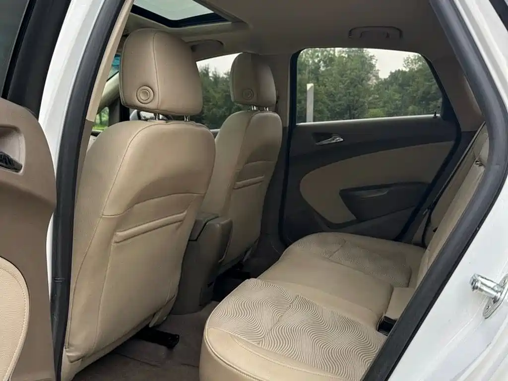 Buick Excelle 2013