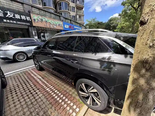 Volkswagen Tavendor 2025