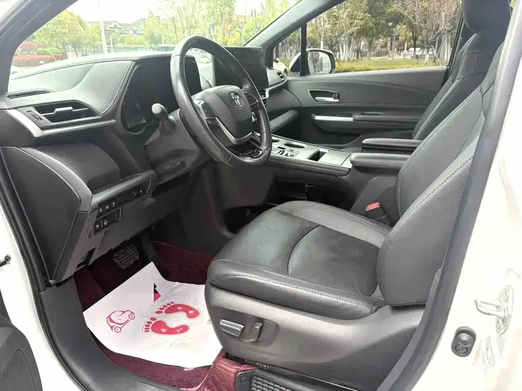 Toyota Sienna 2022