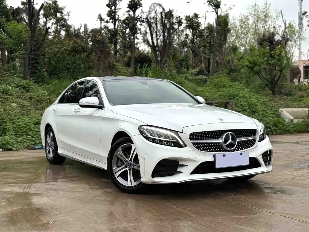 Mercedes-Benz C-Class 2020