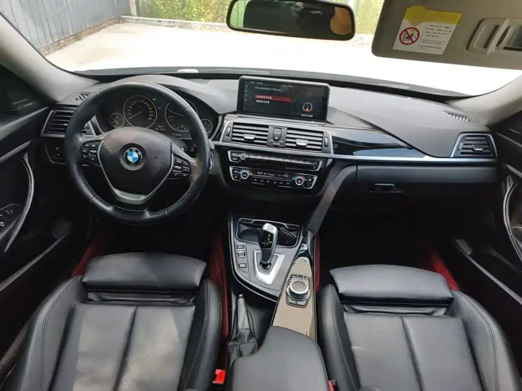 BMW 3 Series GT 2019 — фото 10