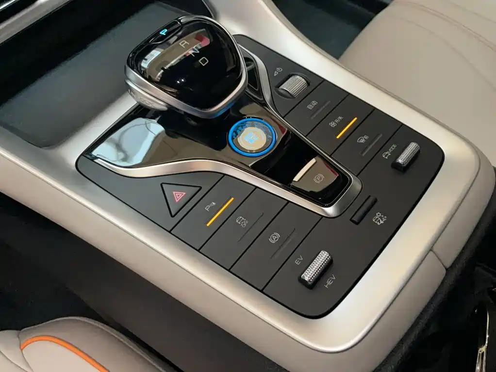 BYD Song Pro New Energy 2024 — фото 11