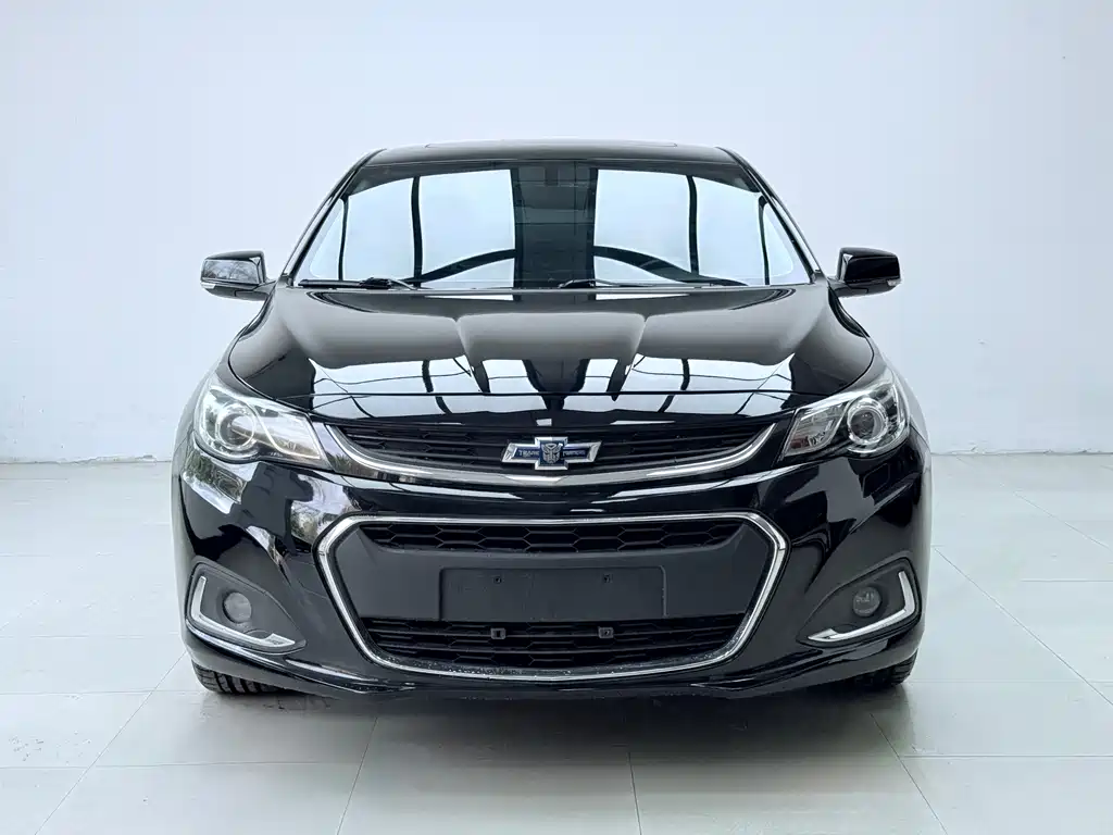 Chevrolet Malibu 2018 — фото 2