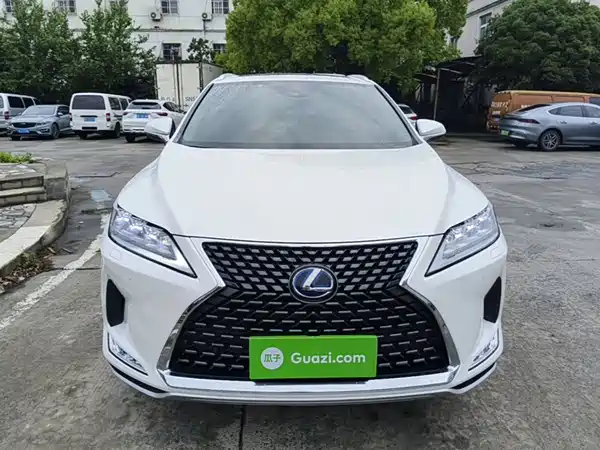 Lexus RX 2020
