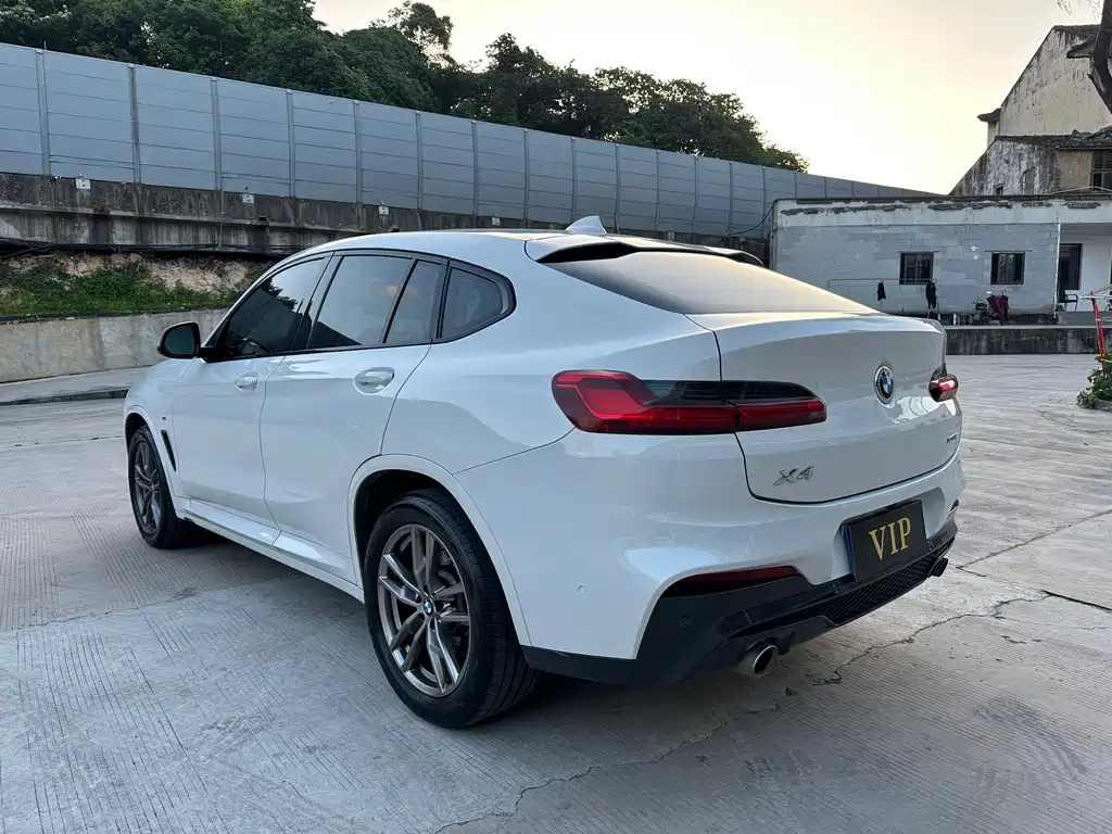 BMW X4 2021 — фото 7