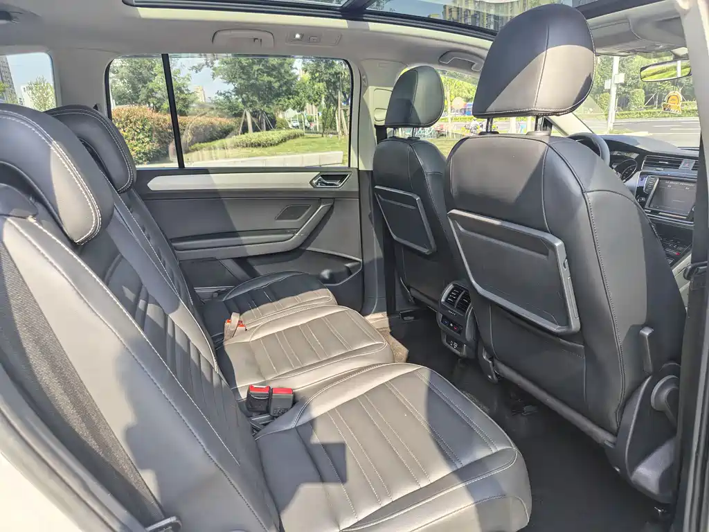 Volkswagen Touran 2022