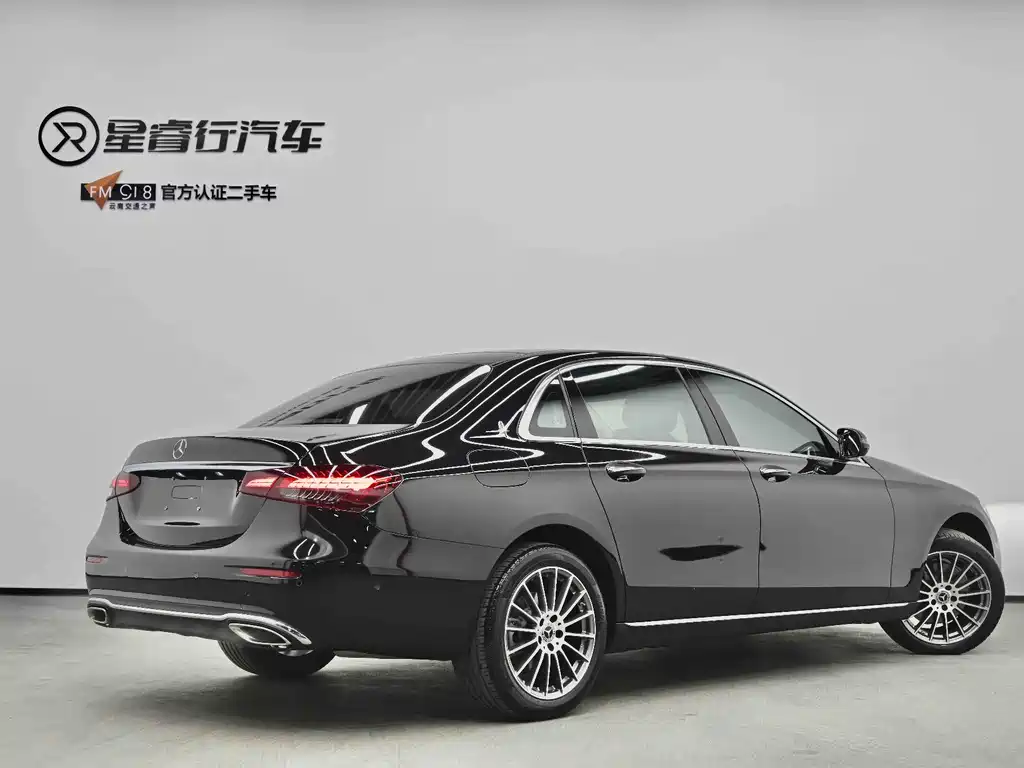 Mercedes-Benz E-Class 2022 — фото 13