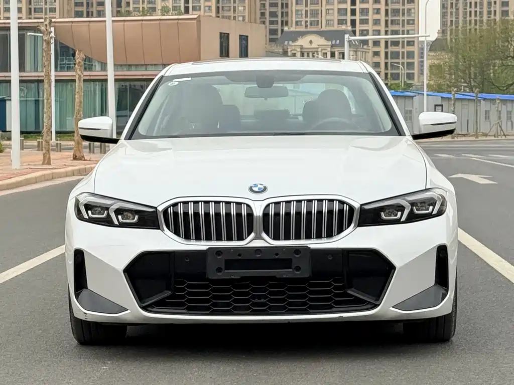 BMW 3 Series 2024