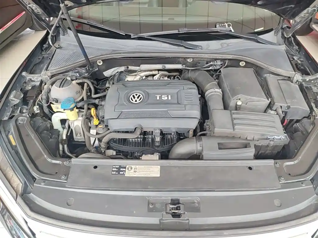 Volkswagen Passat 2017 — фото 20