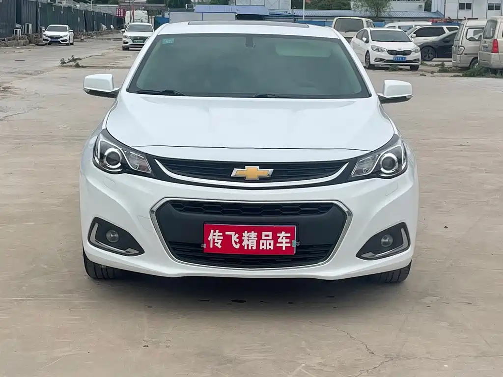 Chevrolet Malibu 2018 — фото 1