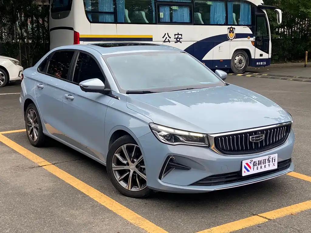 Geely Emgrand 2023 — фото 3