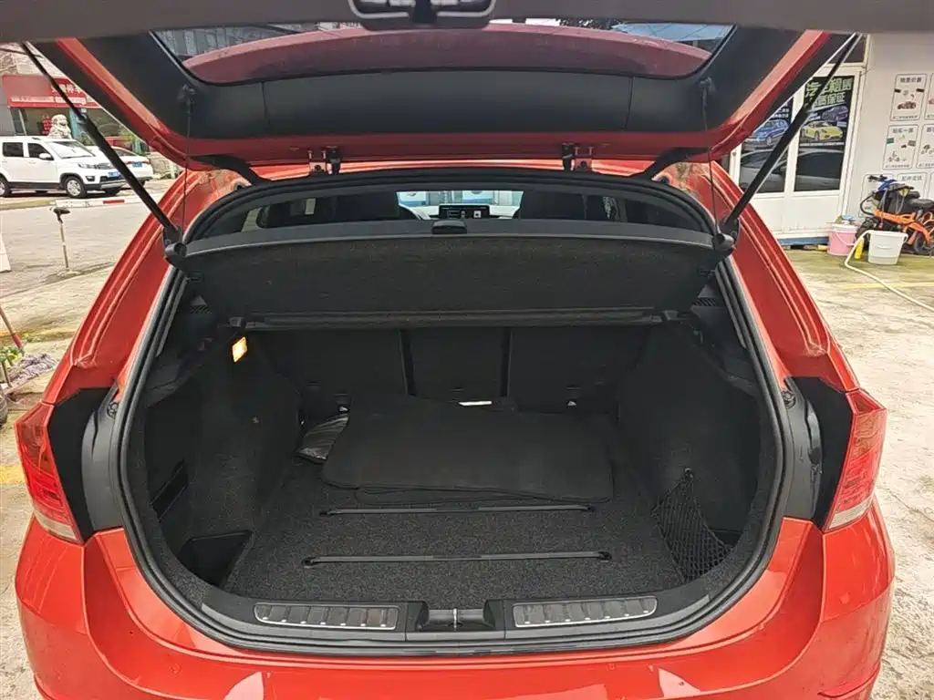 BMW X1 2015 — фото 19