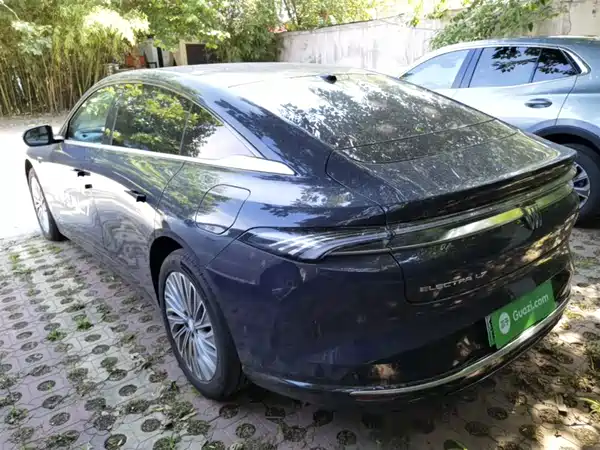 Buick Zhijing L7 2025