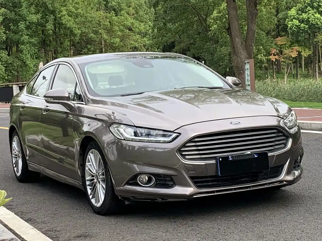 Ford Mondeo 2013 — фото 3