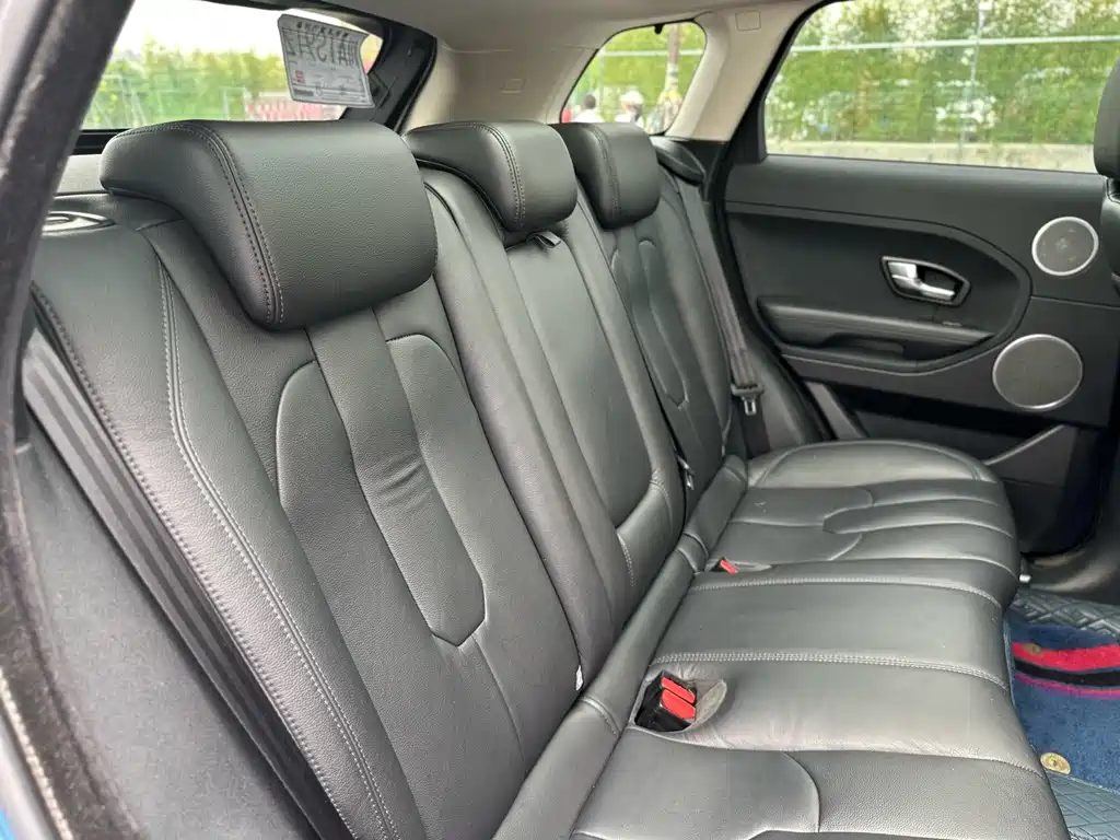 Land Rover Evoque 2015 — фото 15
