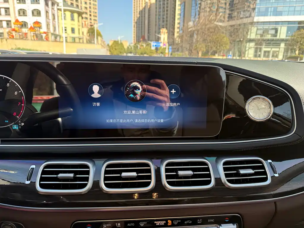 Mercedes-Benz GLE 2025 — фото 12