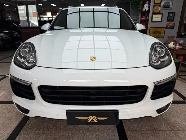 Porsche Cayenne 2016
