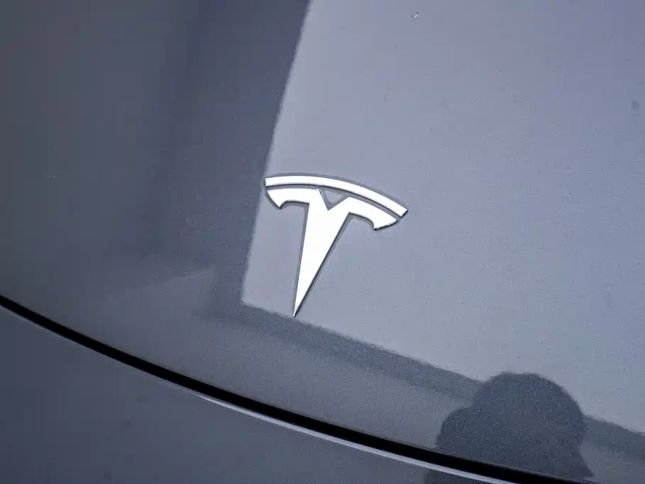 Tesla Model Y 2021 — фото 11