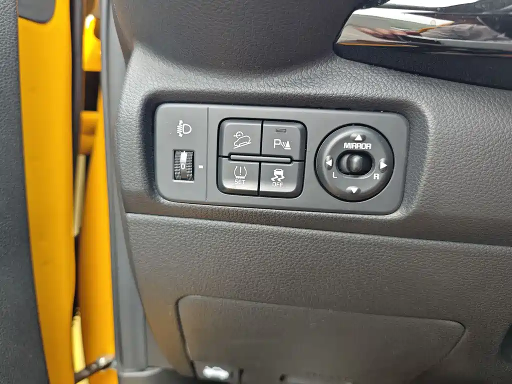 Kia KX1 2022 — фото 20