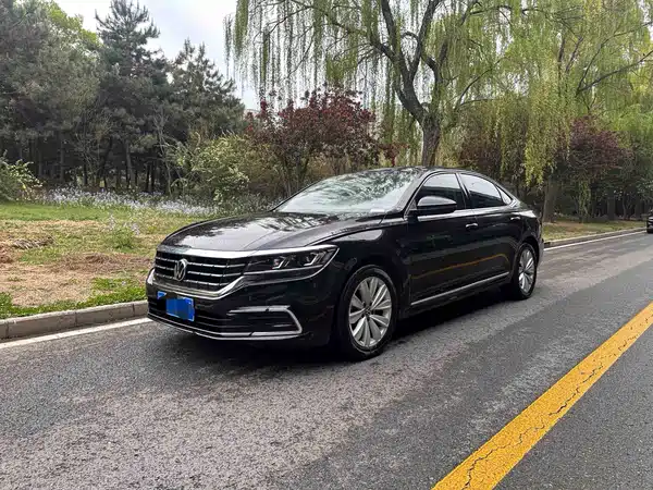 Volkswagen Passat 2021