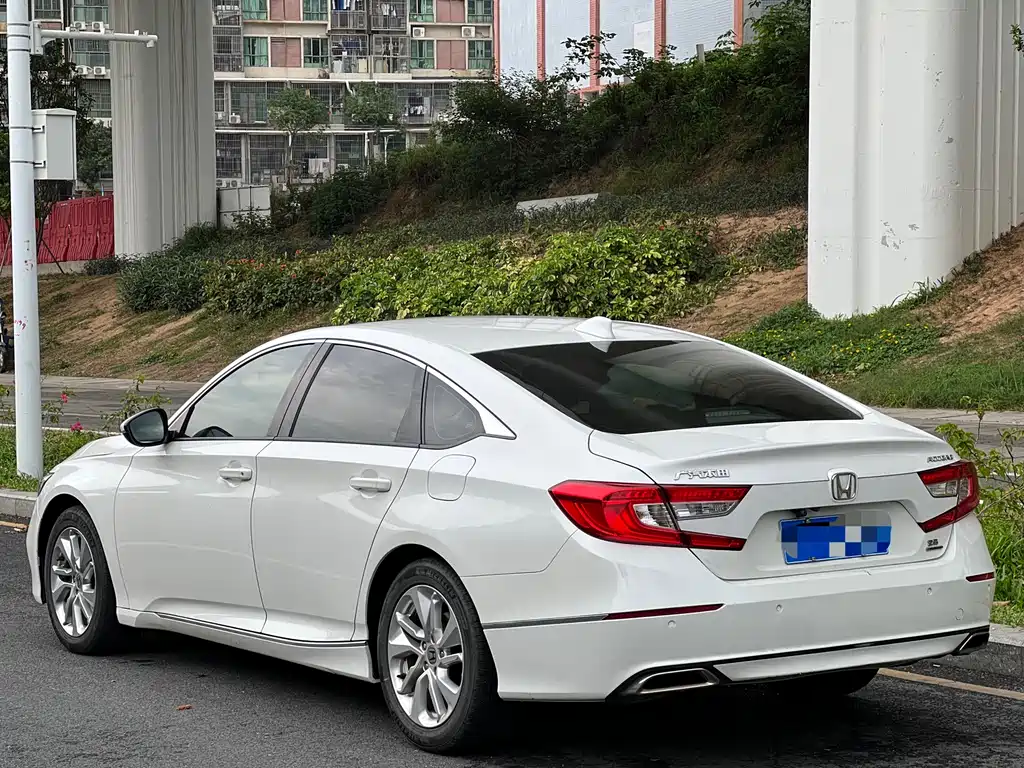 Honda Accord 2020 — фото 6