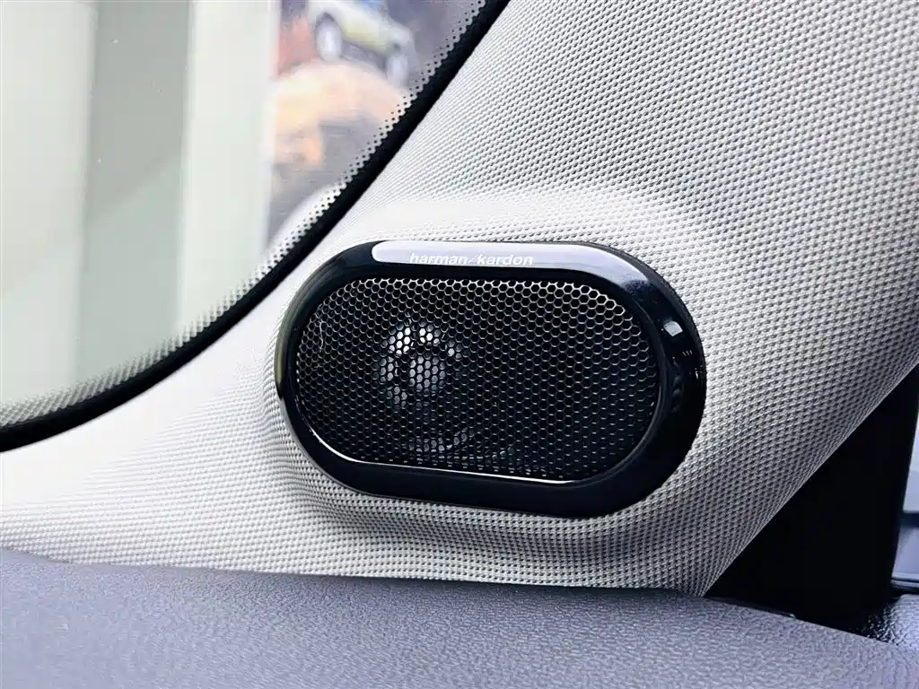 MINI Mini 2023 — фото 17