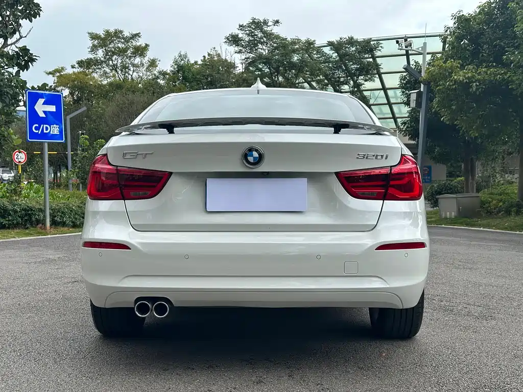 BMW 3 Series GT 2018 — фото 5