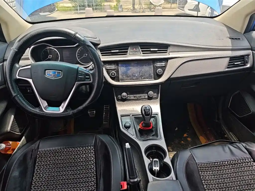 Geely Emgrand GS 2017 — фото 10