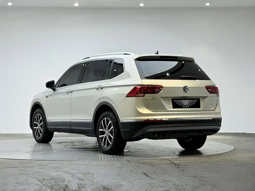 Volkswagen Tiguan L 2017