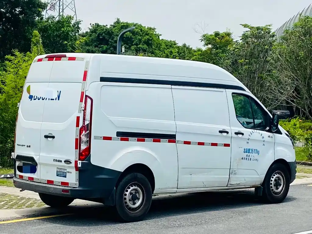 Ford Transit 2022