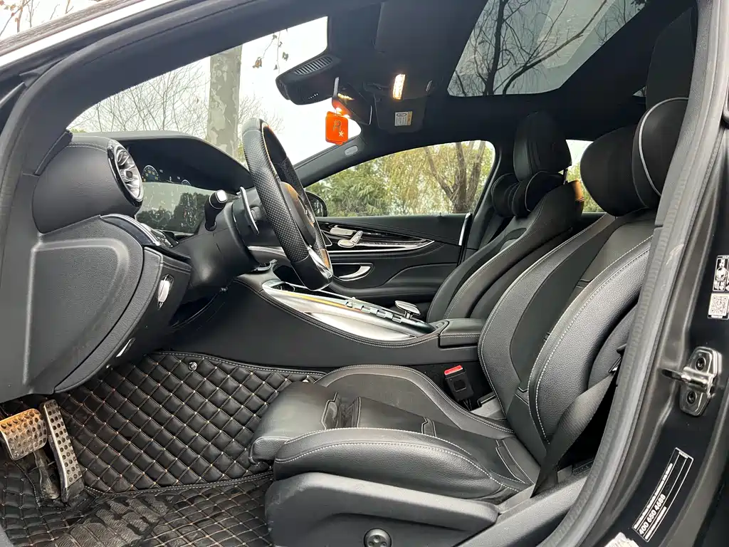 Mercedes-Benz AMG GT 2020 — фото 11
