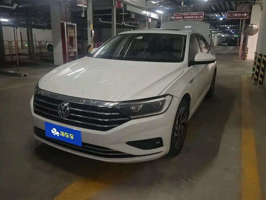 Volkswagen Sagitar 2022